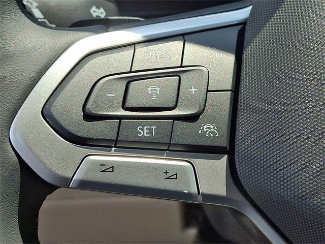 new 2025 Volkswagen Atlas car, priced at $51,785