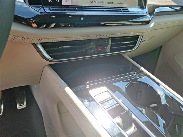 new 2025 Volkswagen Atlas car, priced at $51,785