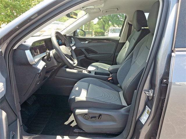 new 2025 Volkswagen Tiguan car, priced at $33,030