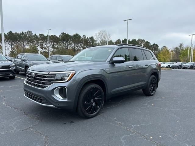 new 2024 Volkswagen Atlas car, priced at $40,591