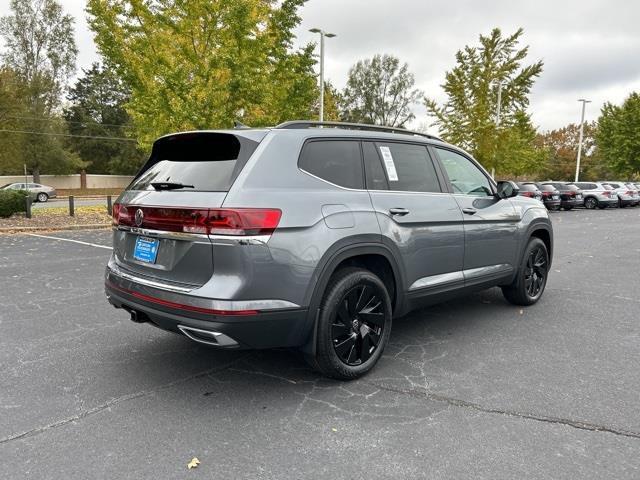 new 2024 Volkswagen Atlas car, priced at $40,591