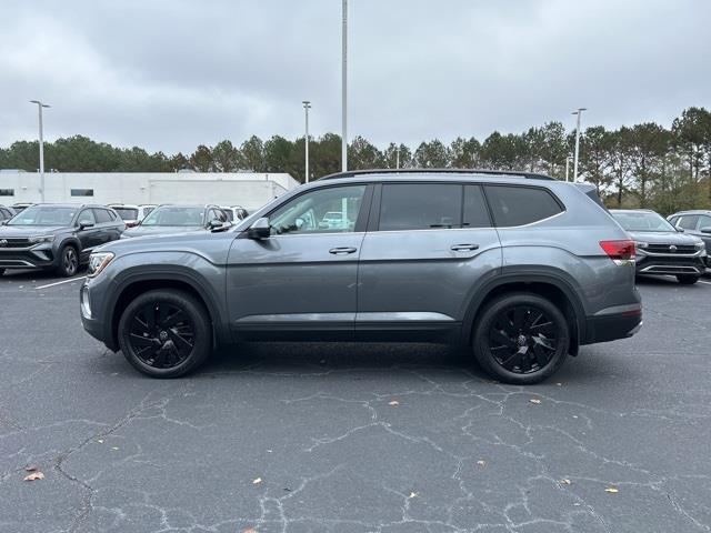 new 2024 Volkswagen Atlas car, priced at $40,591