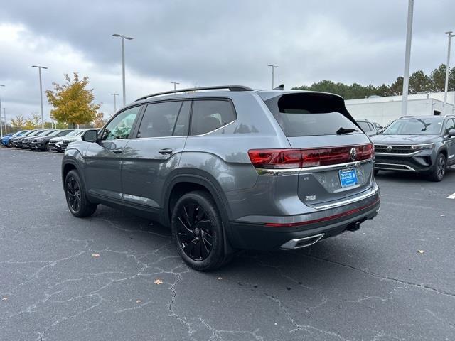 new 2024 Volkswagen Atlas car, priced at $40,591