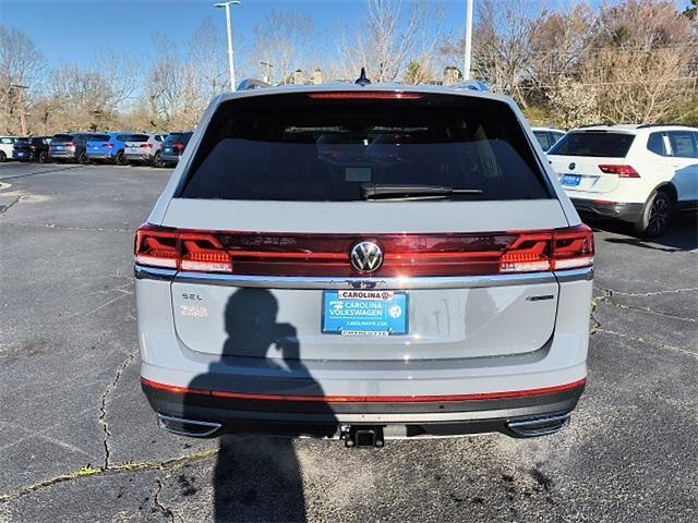 new 2025 Volkswagen Atlas car, priced at $49,018