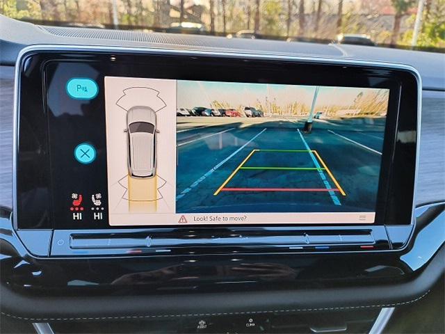 new 2025 Volkswagen Atlas car, priced at $49,018