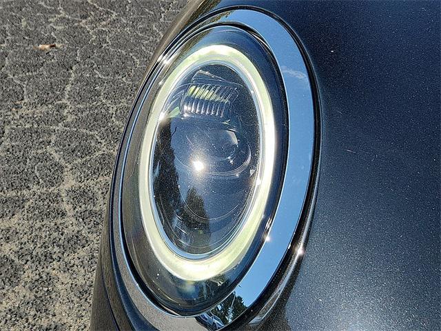 used 2024 MINI Hardtop car, priced at $23,229