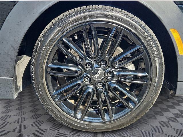 used 2024 MINI Hardtop car, priced at $23,229