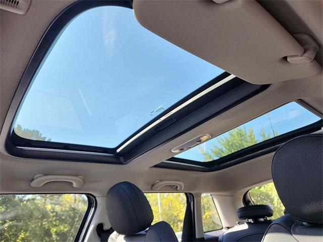 used 2024 MINI Hardtop car, priced at $23,229