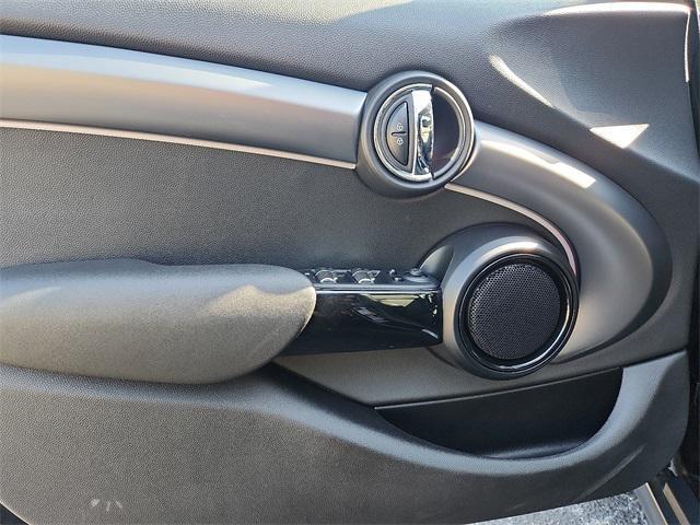 used 2024 MINI Hardtop car, priced at $23,229