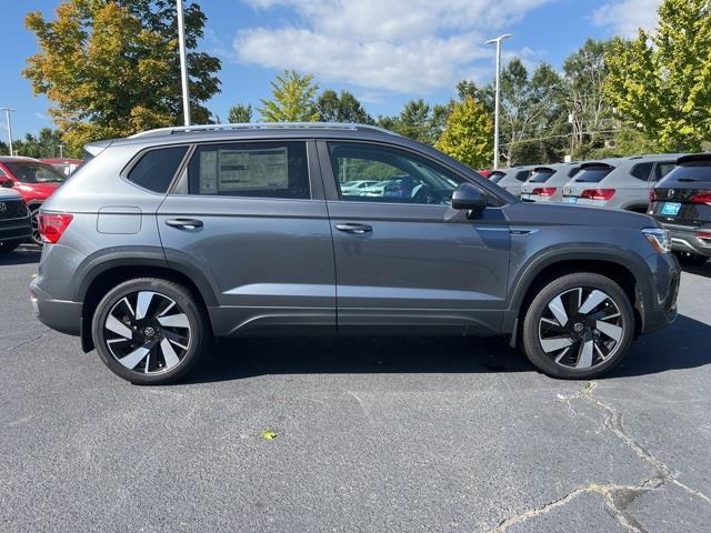 new 2024 Volkswagen Taos car, priced at $31,662