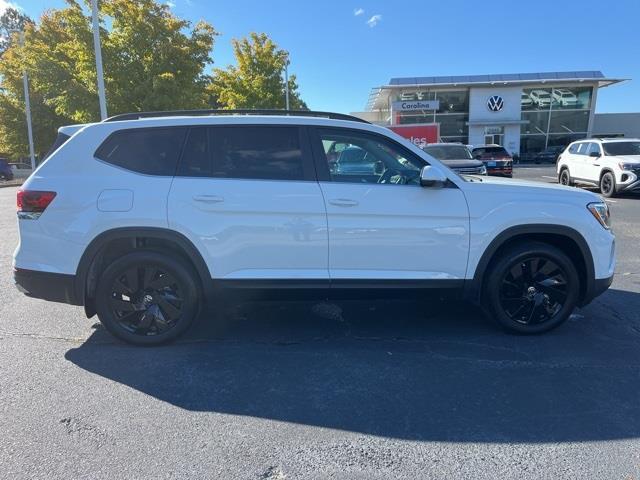 new 2025 Volkswagen Atlas car, priced at $45,052