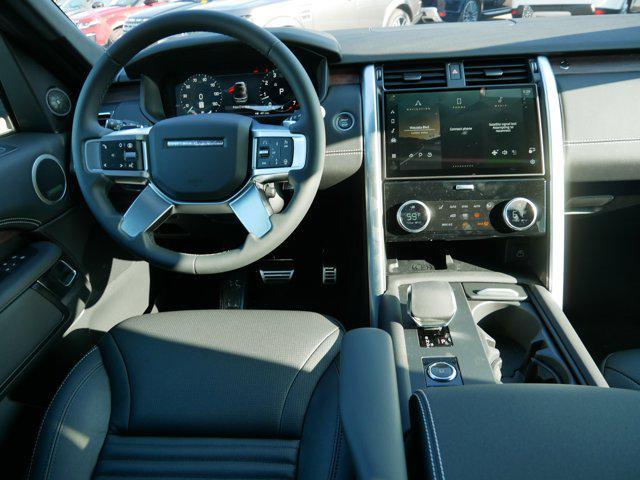 new 2025 Land Rover Discovery car, priced at $69,268