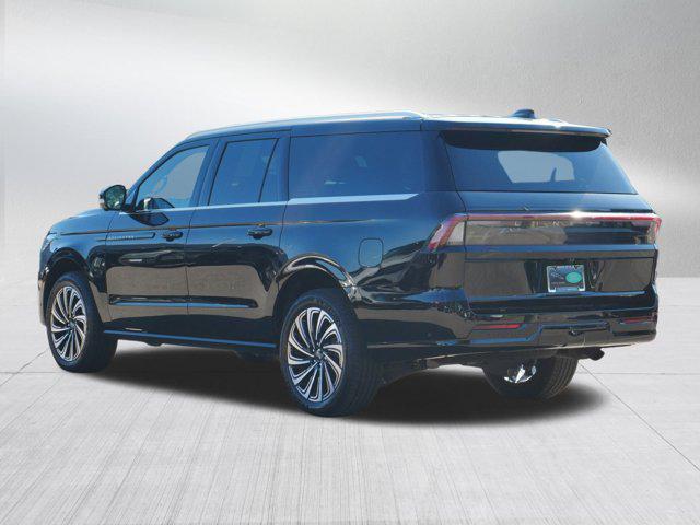 used 2025 Lincoln Navigator car, priced at $114,900
