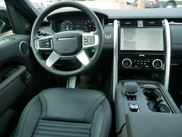 new 2025 Land Rover Discovery car, priced at $65,668