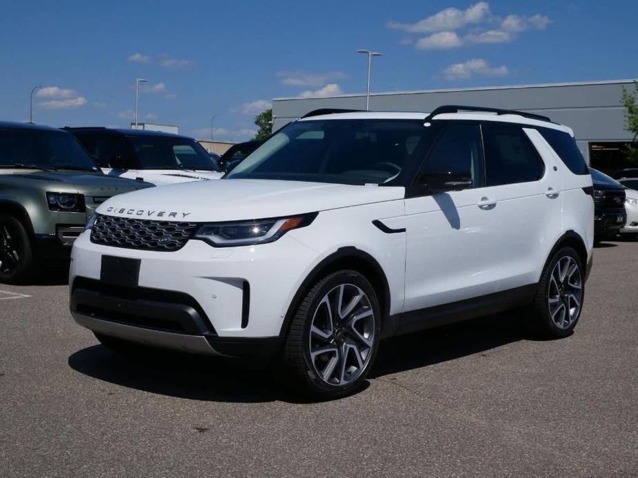 new 2024 Land Rover Discovery car, priced at $68,038