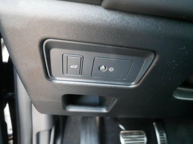 used 2024 Land Rover Discovery car, priced at $67,999