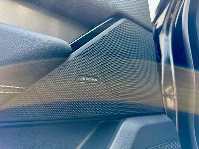 used 2021 Land Rover Range Rover Velar car, priced at $42,999