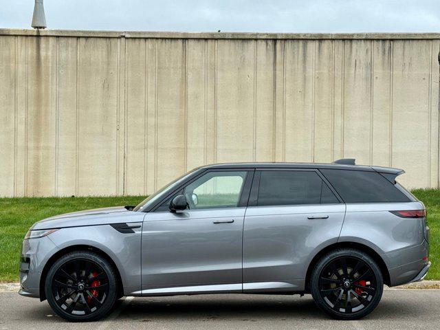 new 2025 Land Rover Range Rover Sport car, priced at $106,625