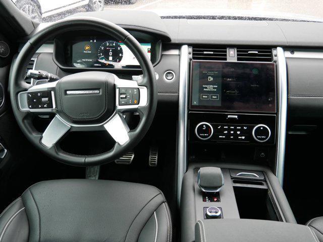 used 2022 Land Rover Discovery car, priced at $35,999
