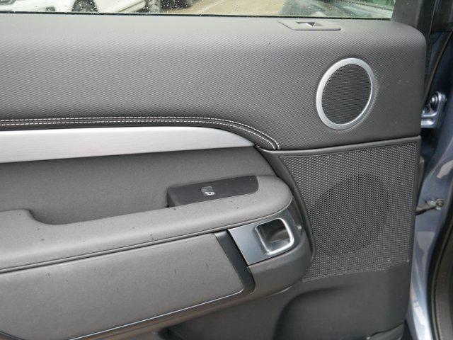 used 2022 Land Rover Discovery car, priced at $35,999