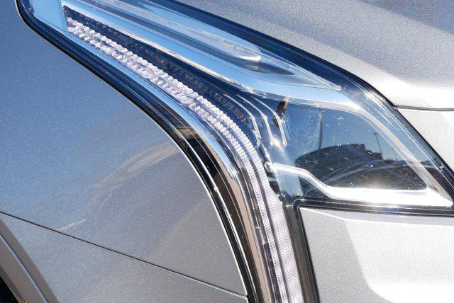 used 2024 Cadillac XT5 car, priced at $45,999