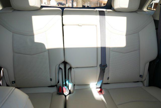 used 2024 Cadillac XT5 car, priced at $45,999
