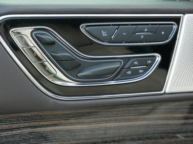 used 2019 Lincoln Navigator car, priced at $40,000