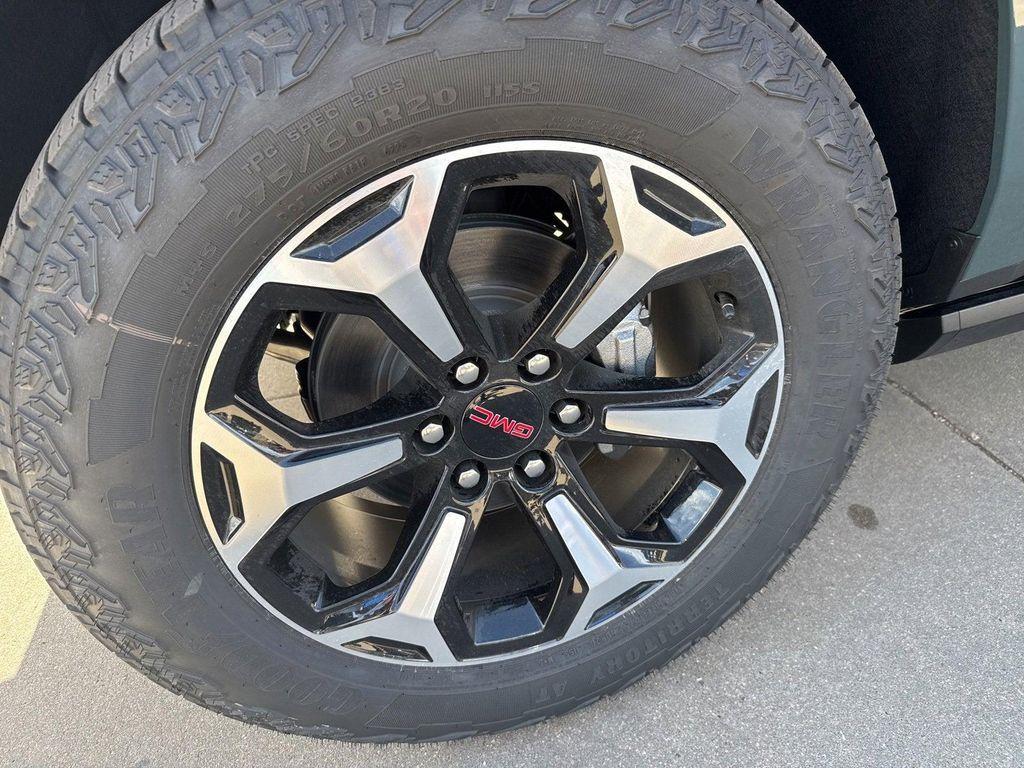 new 2026 GMC Yukon XL car, priced at $96,285