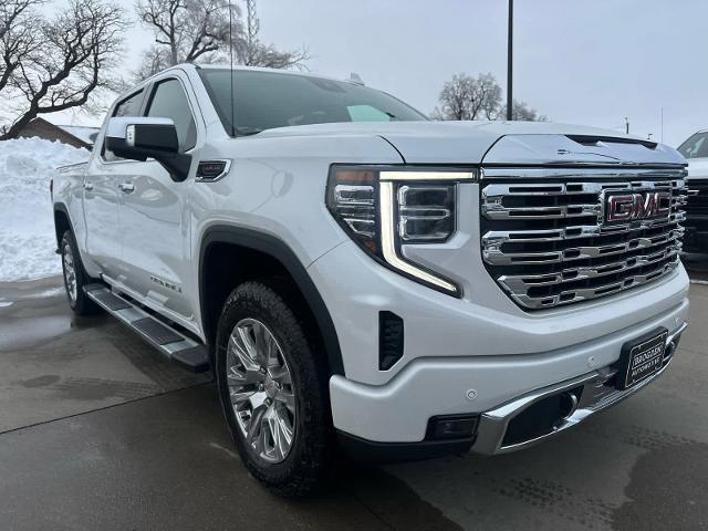 new 2025 GMC Sierra 1500 car, priced at $69,124