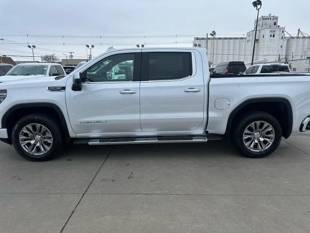 new 2025 GMC Sierra 1500 car, priced at $70,124