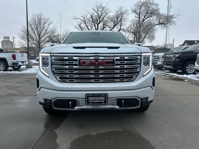 new 2025 GMC Sierra 1500 car, priced at $70,124