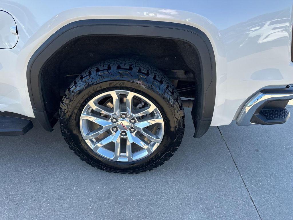 used 2021 GMC Sierra 1500 car, priced at $43,995