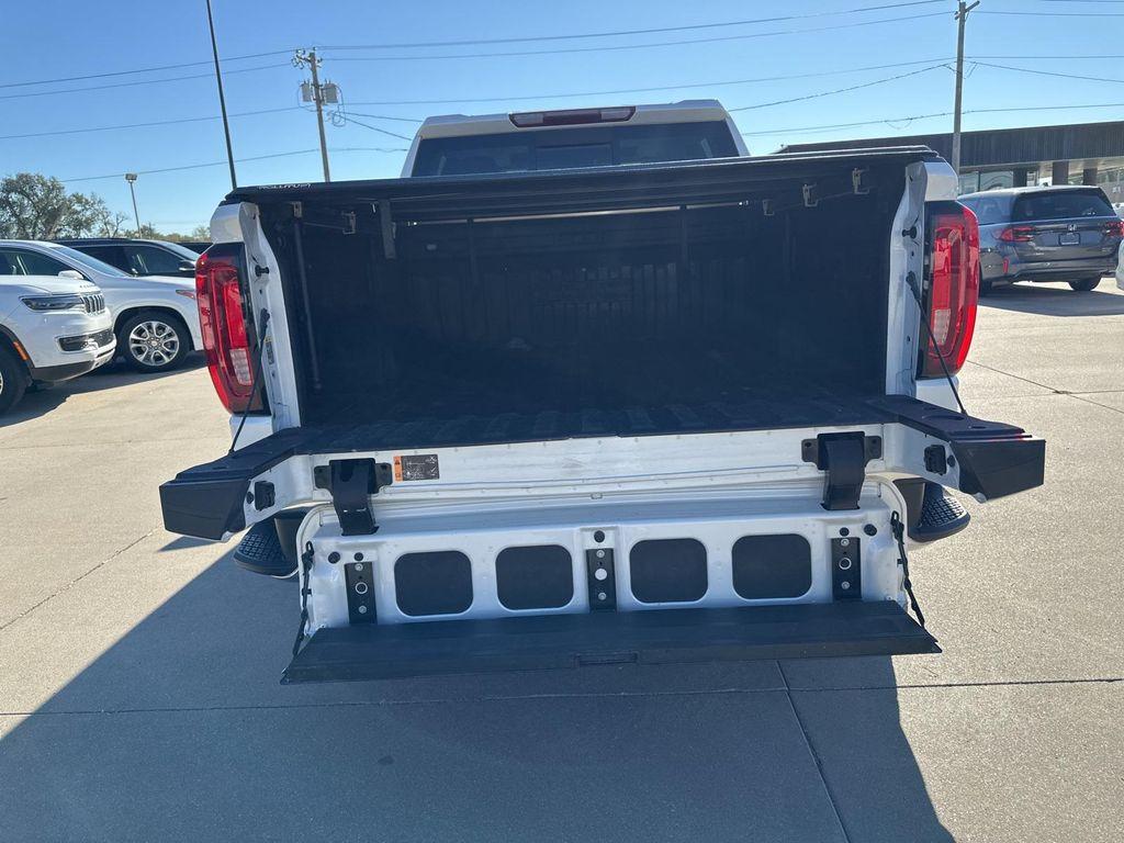 used 2021 GMC Sierra 1500 car, priced at $43,995