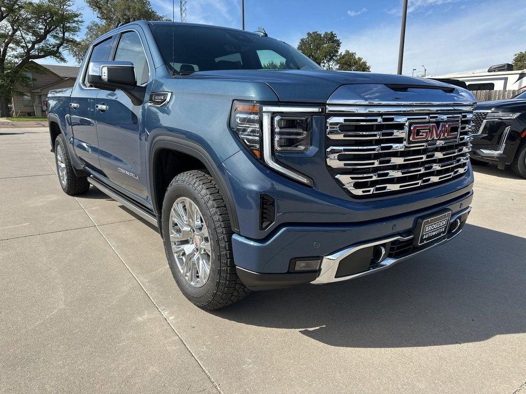 new 2026 GMC Sierra 1500 car, priced at $72,504