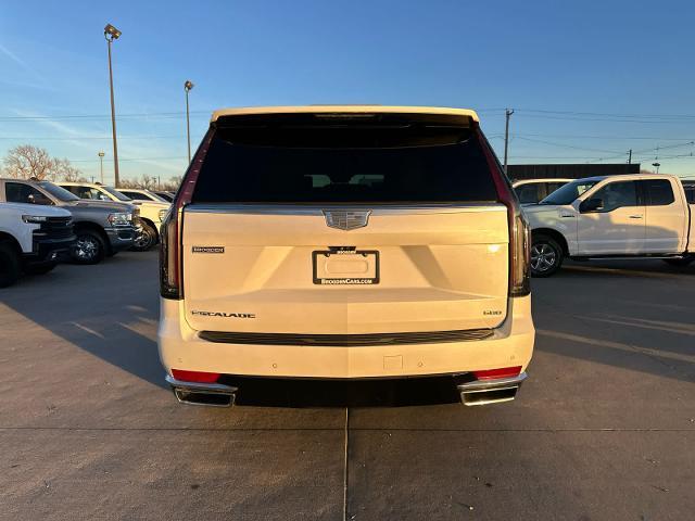 used 2021 Cadillac Escalade ESV car, priced at $70,989