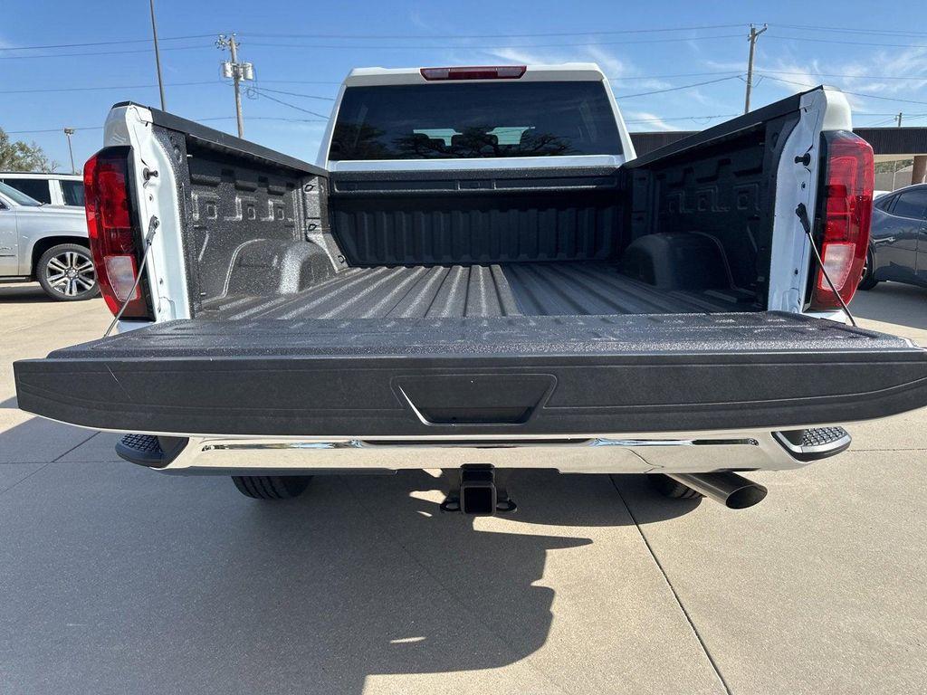 new 2026 GMC Sierra 2500 car, priced at $56,318