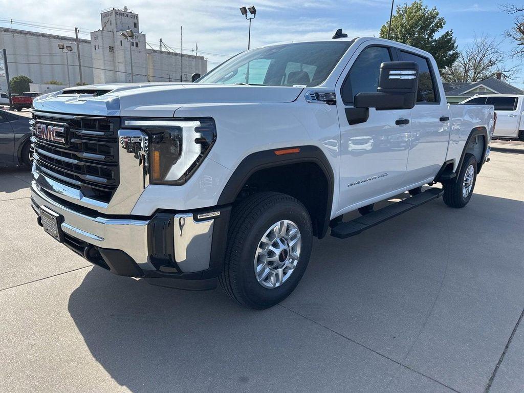 new 2026 GMC Sierra 2500 car, priced at $56,318