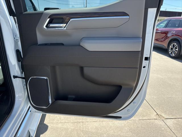new 2025 GMC Sierra 1500 car, priced at $57,456