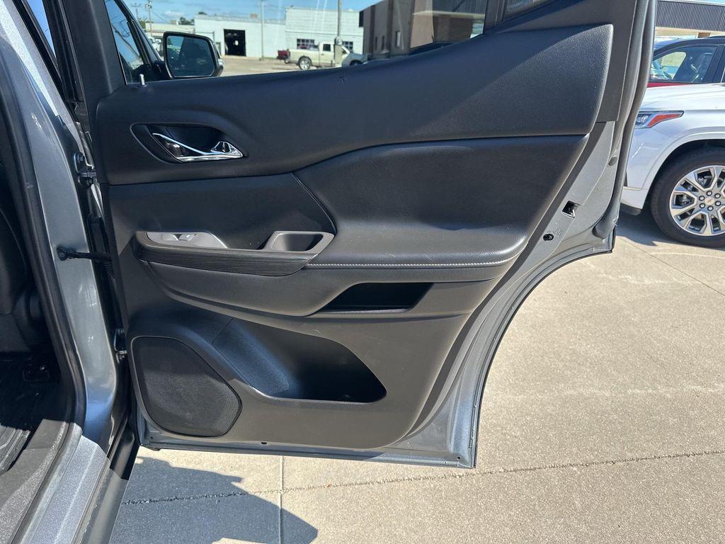 used 2021 GMC Acadia car, priced at $28,995