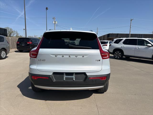 used 2020 Volvo XC40 car, priced at $21,495