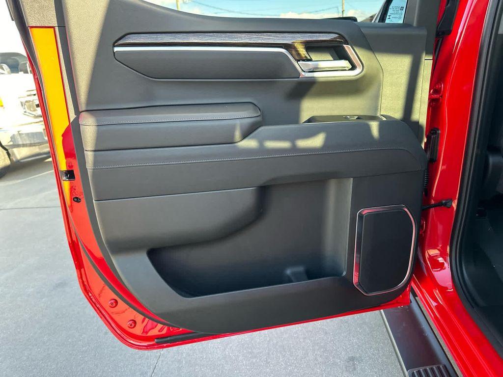 new 2025 GMC Sierra 1500 car, priced at $54,211