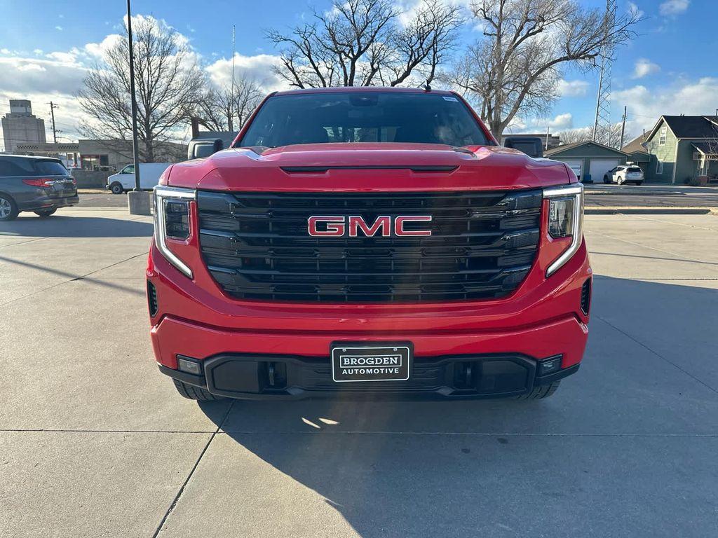new 2025 GMC Sierra 1500 car, priced at $54,211