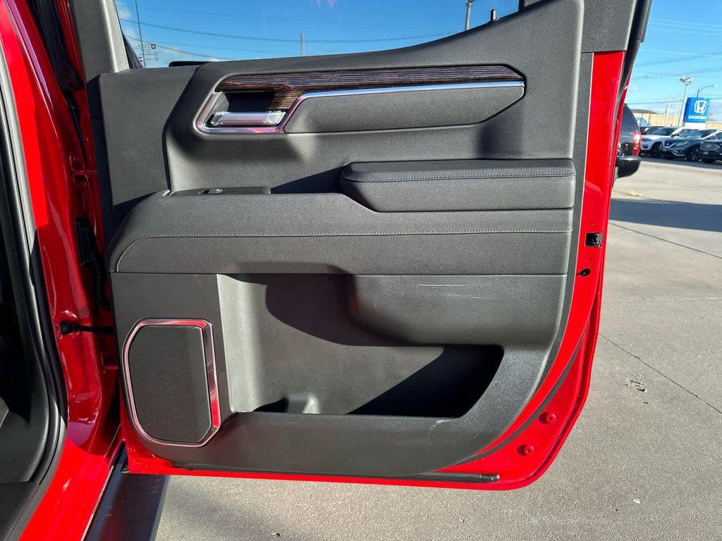new 2025 GMC Sierra 1500 car, priced at $54,211