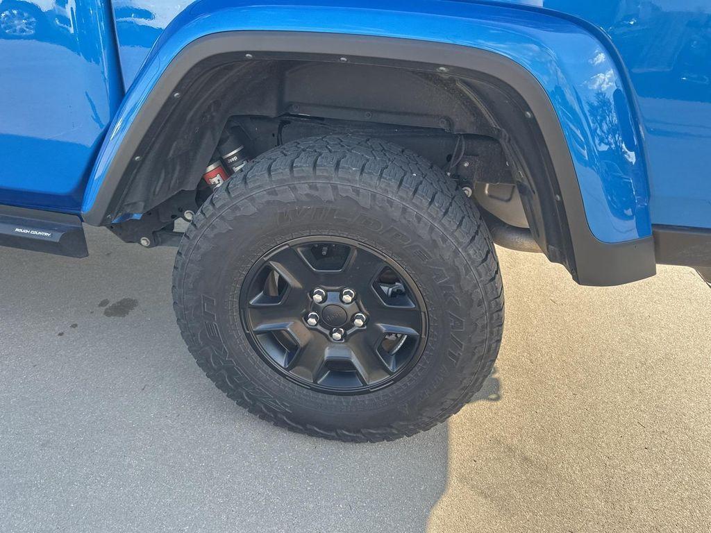 used 2021 Jeep Gladiator car, priced at $40,995