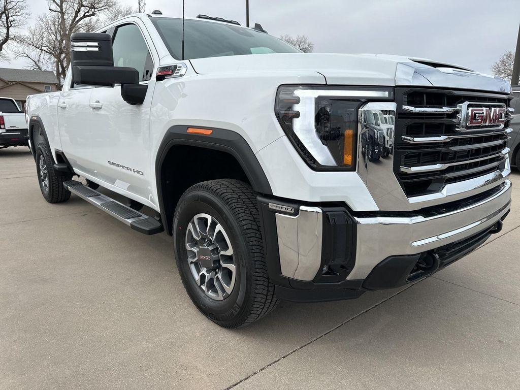 new 2025 GMC Sierra 2500 car, priced at $69,046