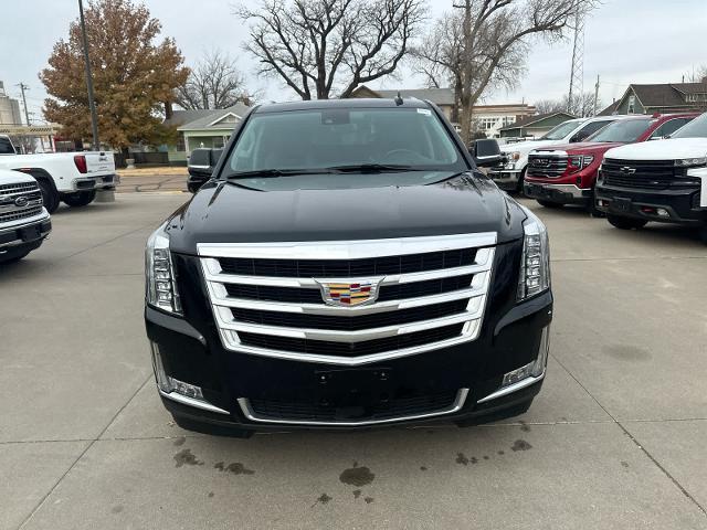 used 2020 Cadillac Escalade ESV car, priced at $47,495