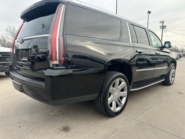 used 2020 Cadillac Escalade ESV car, priced at $47,495