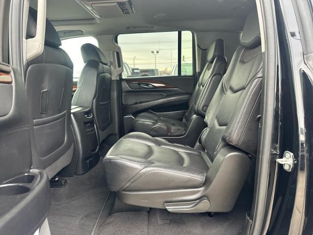 used 2020 Cadillac Escalade ESV car, priced at $47,495