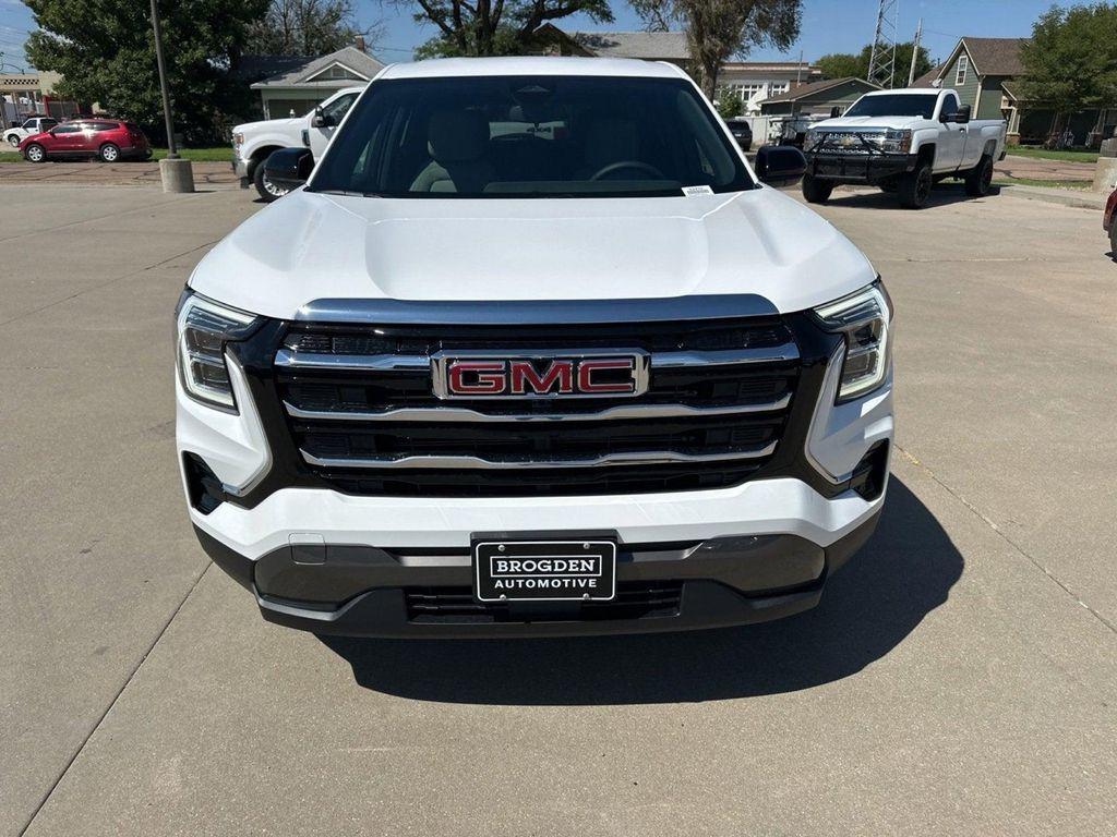 new 2026 GMC Terrain car, priced at $31,894