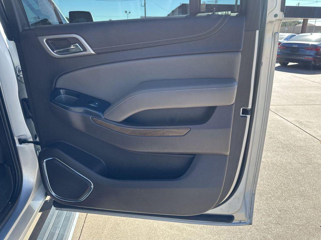 used 2019 GMC Yukon XL car, priced at $30,995